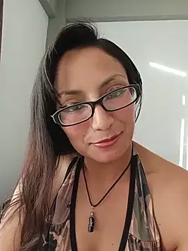 Snapshot of Lucy_Chery chatting on 06/22/26, 09:01 Lucy Chery online show from 06/22/26, 09:01