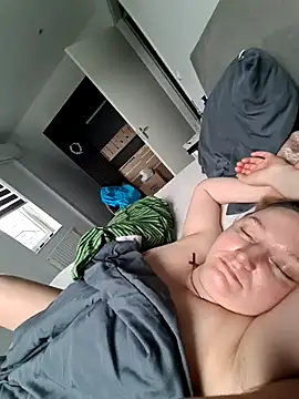 Snapshot of CoupleKitty chatting on 02/28/26, 07:42 CoupleKitty online show from 02/28/26, 07:42