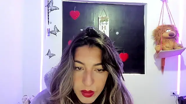 queen-natty online show from 02/19/25, 01:17