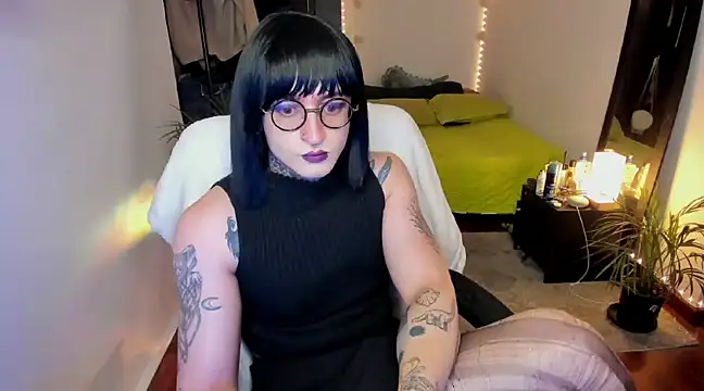 ShiiraVelkor online show from 02/18/25, 10:16