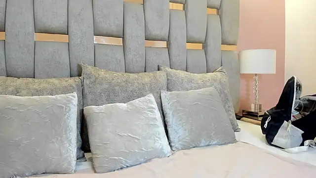 nicole fisherr online show from 01/16/26, 02:59