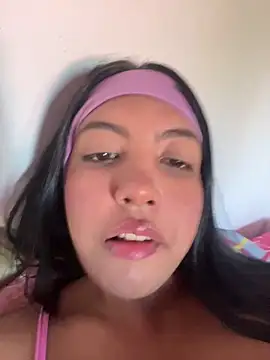 nicole fisherr online show from 05/31/26, 08:43