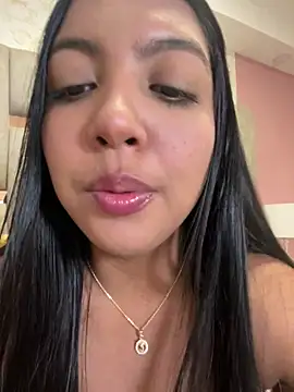 Snapshot of nicole_fisherr chatting on 07/21/26, 10:12 nicole fisherr online show from 07/21/26, 10:12