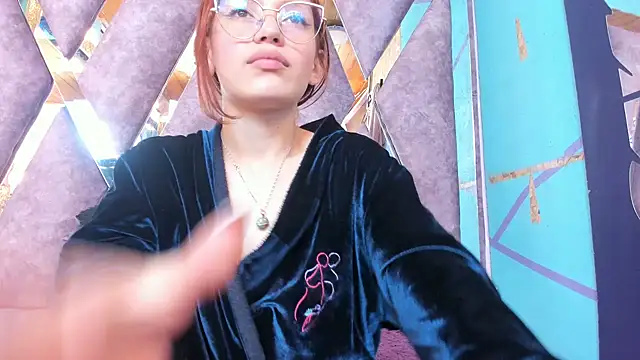 LARICSABLUE online show from 01/11/25, 08:11