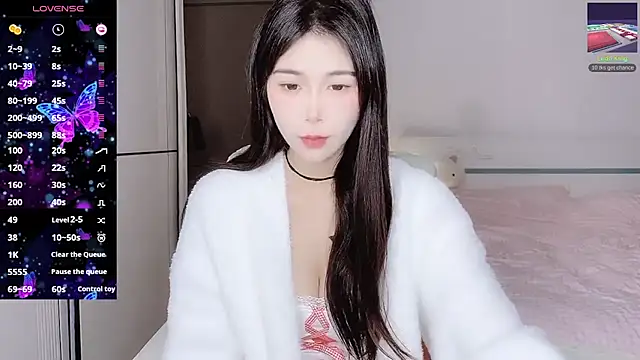 White-Star online show from 12/24/24, 06:39