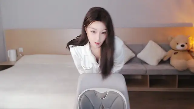 Lucky-baby online show from 03/08/25, 01:36