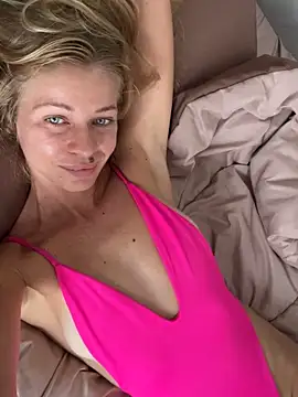 -OliWow- online show from 03/01/26, 01:51