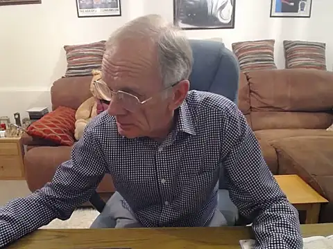 Ferret7777 online show from 10/24/25, 09:55