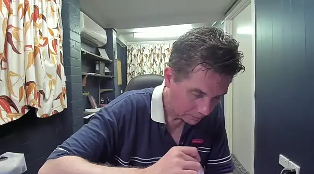 Snapshot of tilobinder chatting on 12/04/24, 05:00 tilobinder online show from 12/04/24, 05:00