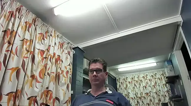 Snapshot of tilobinder chatting on 01/21/25, 01:00 tilobinder online show from 01/21/25, 01:00