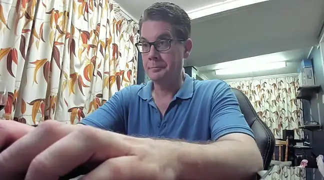 Snapshot of tilobinder chatting on 02/01/25, 01:20 tilobinder online show from 02/01/25, 01:20