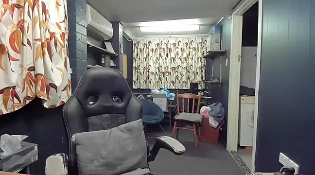 Snapshot of tilobinder chatting on 03/03/25, 03:42 tilobinder online show from 03/03/25, 03:42