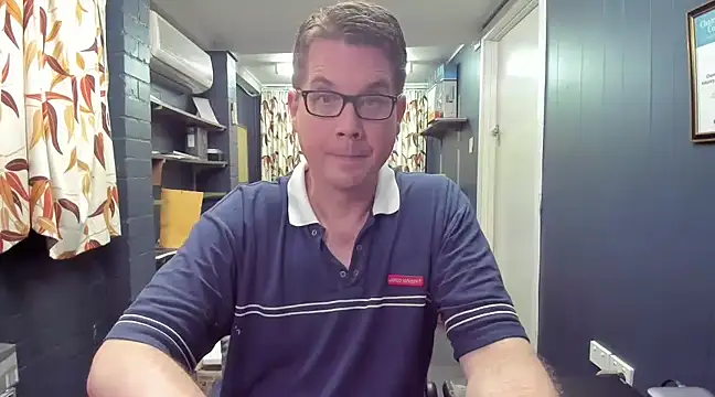 Snapshot of tilobinder chatting on 03/10/25, 03:52 tilobinder online show from 03/10/25, 03:52