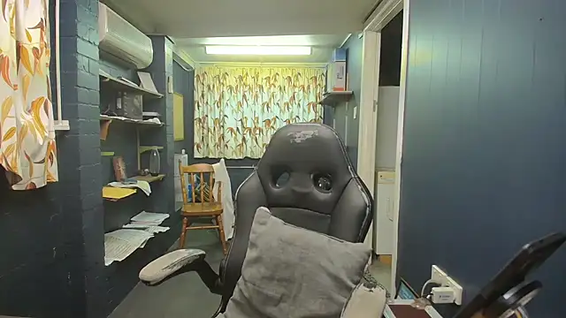 tilobinder online show from 03/06/26, 02:57