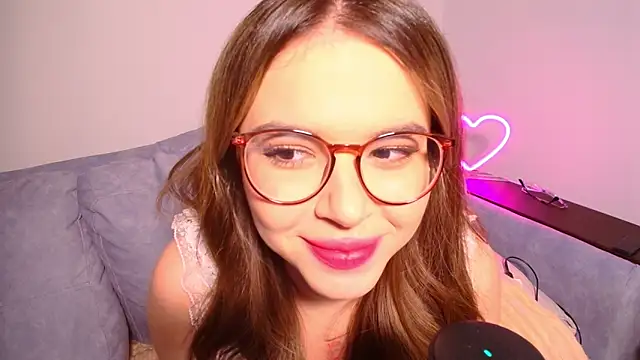 Snapshot of CutiePie3 chatting on 12/26/24, 06:01 CutiePie3 online show from 12/26/24, 06:01