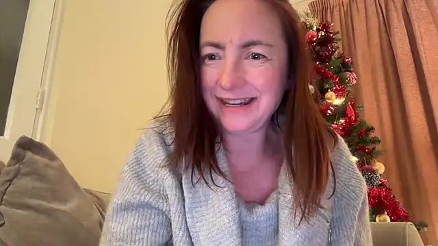 LouiseTswing online show from 12/19/24, 06:56