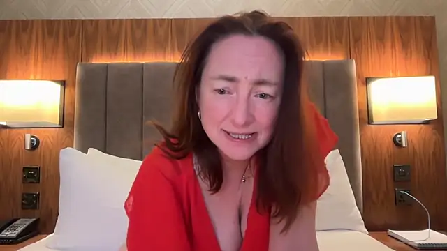 LouiseTswing online show from 01/03/25, 07:07