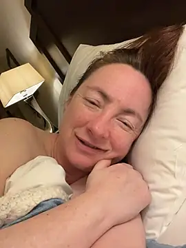 LouiseTswing online show from 01/22/25, 07:03