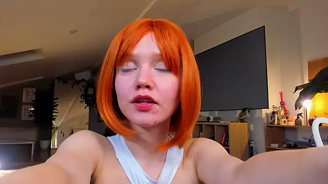 Snapshot of andrea_x_ chatting on 10/28/25, 08:22 andrea x online show from 10/28/25, 08:22