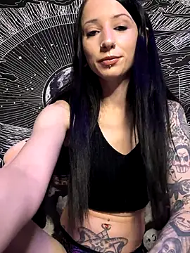 MissMidnightUK online show from 12/14/25, 10:25