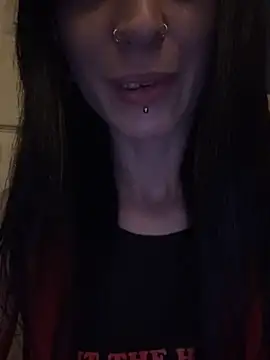 MissMidnightUK online show from 05/15/26, 11:23
