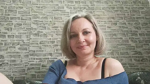 EdithManning online show from 03/10/25, 12:15