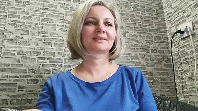 EdithManning online show from 03/11/25, 12:17