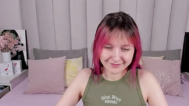 MiaKarlos online show from 03/12/26, 01:45