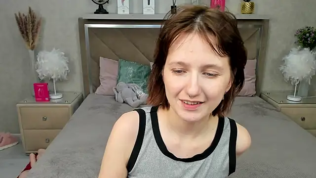 Snapshot of MiaKarlos chatting on 06/22/26, 01:29 MiaKarlos online show from 06/22/26, 01:29