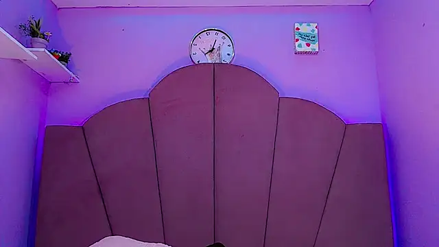 Snapshot of SexyValeriaa chatting on 03/19/25, 04:47 SexyValeriaa online show from 03/19/25, 04:47