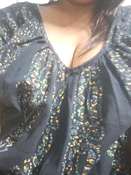 Hot-Anuska online show from 04/07/26, 04:40