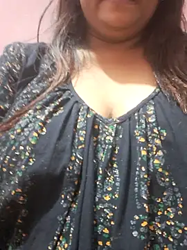 Hot-Anuska online show from 04/10/26, 01:49