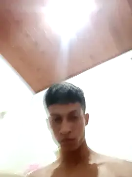 wolf james123 online show from 12/29/24, 04:19