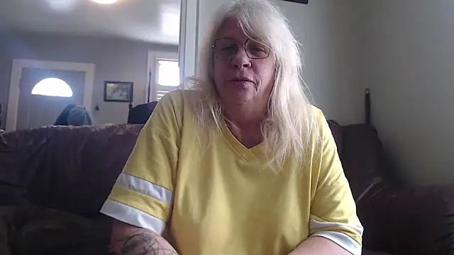 canadiancougar1965 online show from 02/20/25, 03:19