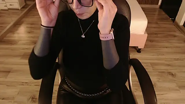 Sam mansson66 online show from 11/13/25, 01:32