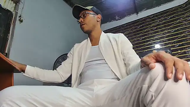 jeffblack2 online show from 12/21/25, 03:08