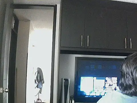 aixs93 online show from 10/07/25, 07:11