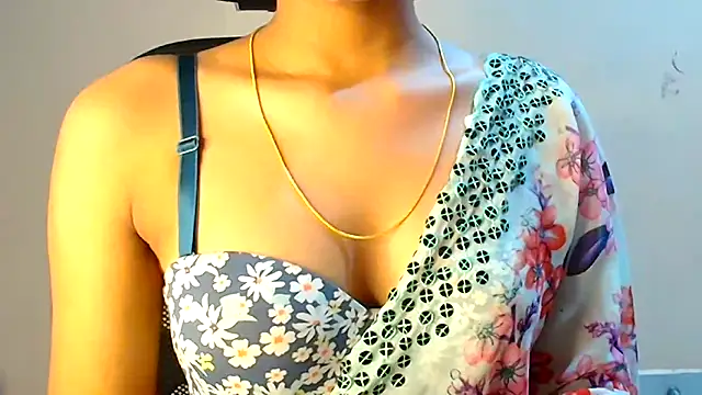 Snapshot of Chandani-Love chatting on 05/24/26, 09:36 Chandani-Love online show from 05/24/26, 09:36