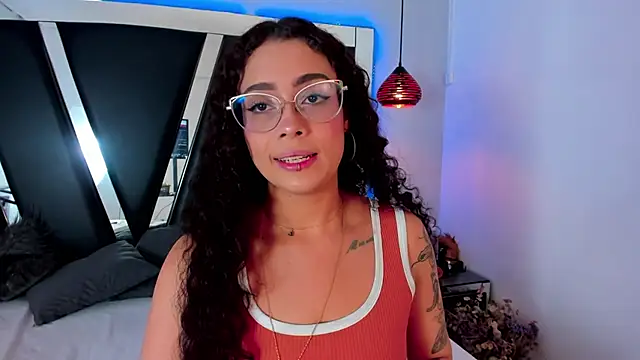 antonelllepiercee online show from 03/17/25, 11:42