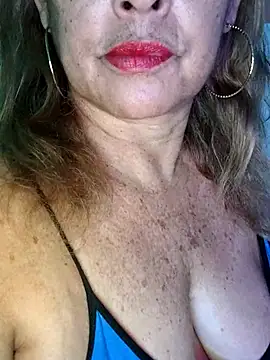 Kasandra Ho online show from 03/10/26, 12:21