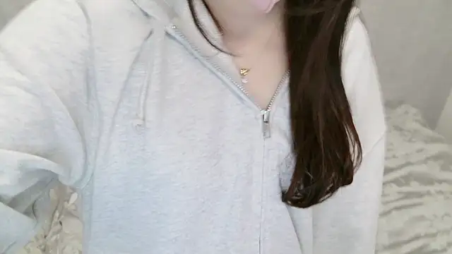 Snapshot of -SHIZUKU- chatting on 03/11/25, 01:45 -SHIZUKU- online show from 03/11/25, 01:45