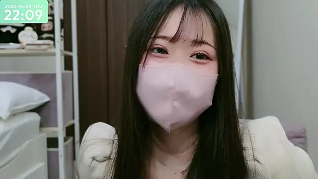 Snapshot of -SHIZUKU- chatting on 10/09/25, 01:09 -SHIZUKU- online show from 10/09/25, 01:09