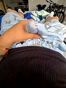 dragon1006 online show from 12/21/25, 12:56