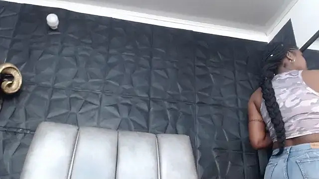 Hanna Fox 69 online show from 10/25/25, 12:34