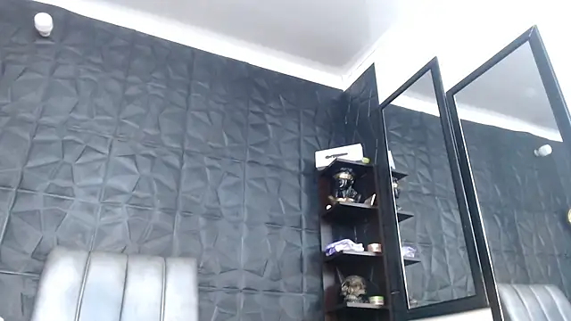 Hanna Fox 69 online show from 10/30/25, 04:36