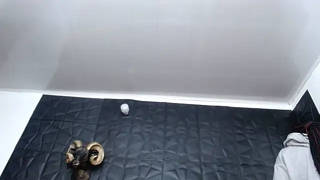 Hanna Fox 69 online show from 11/27/25, 07:10