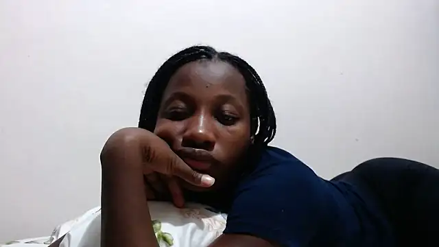 Snapshot of kharoll chatting on 06/17/26, 11:38 kharoll online show from 06/17/26, 11:38