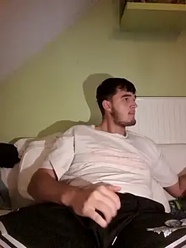 Snapshot of Tim67_12 chatting on 11/13/25, 07:46 Tim67 12 online show from 11/13/25, 07:46