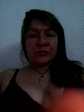 Snapshot of Skylar-Vox- chatting on 02/14/25, 12:30 Skylar-Vox- online show from 02/14/25, 12:30