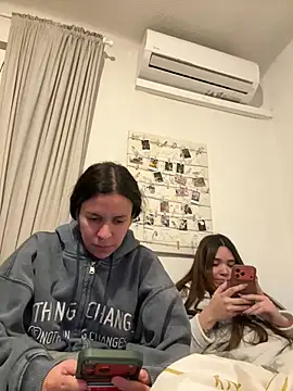 daniniescobarr online show from 03/09/26, 01:59